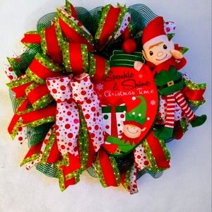 Holiday wreath